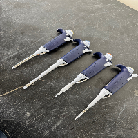 Gilson Pipetman Single Channel Pipettes - Quantity 4 image 1